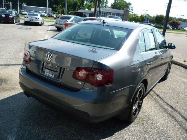 2008 Volkswagen Jetta Supercharged Notchback