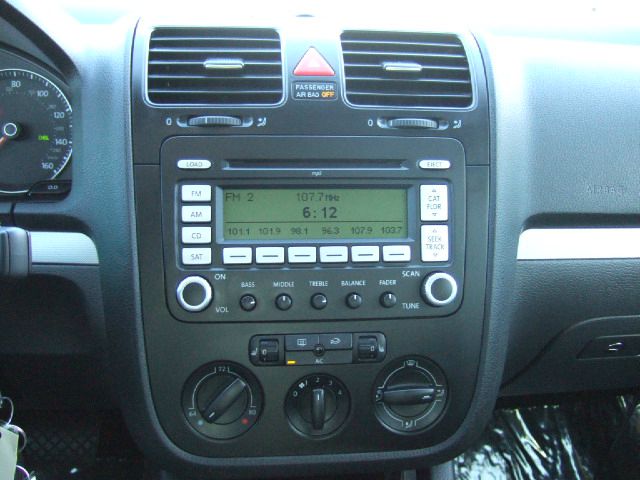 2009 Volkswagen Jetta CD With MP3