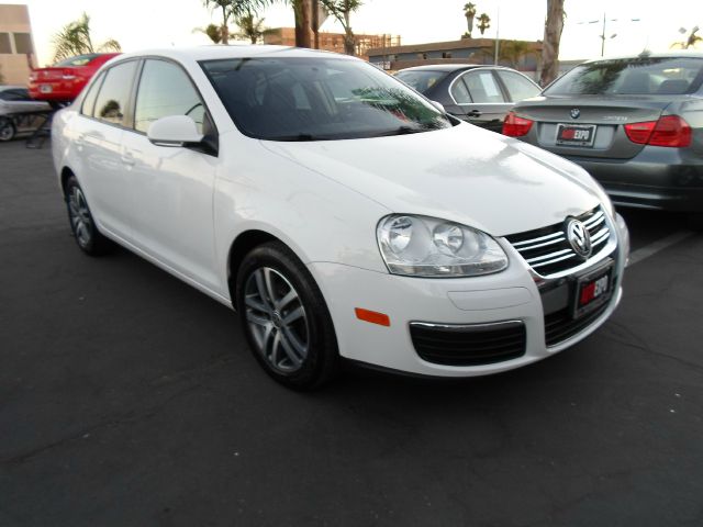 2009 Volkswagen Jetta Supercharged Notchback