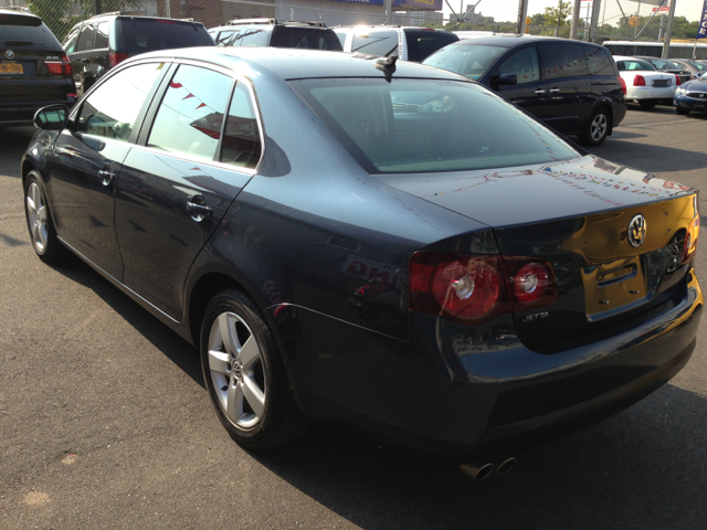 2009 Volkswagen Jetta Supercharged Notchback