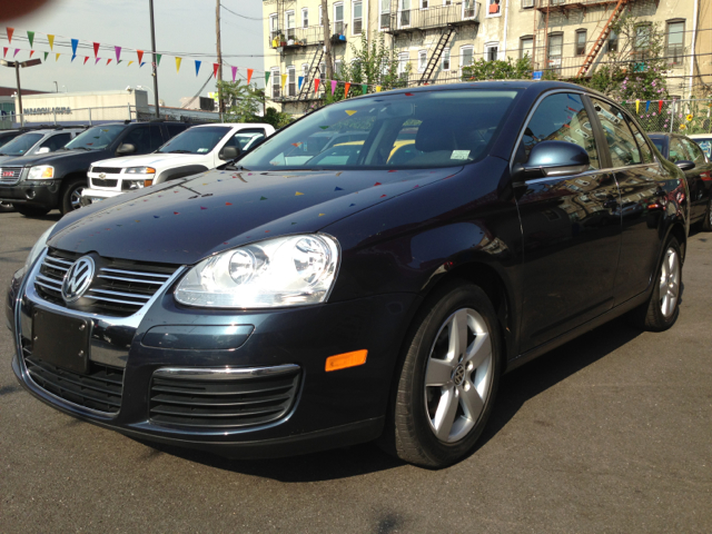 2009 Volkswagen Jetta Supercharged Notchback