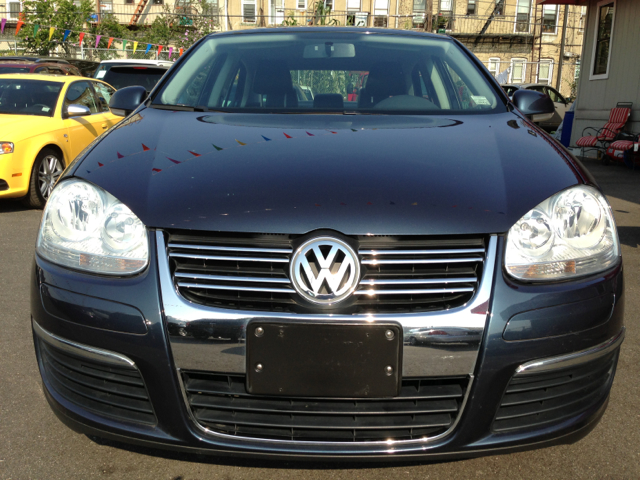 2009 Volkswagen Jetta Supercharged Notchback