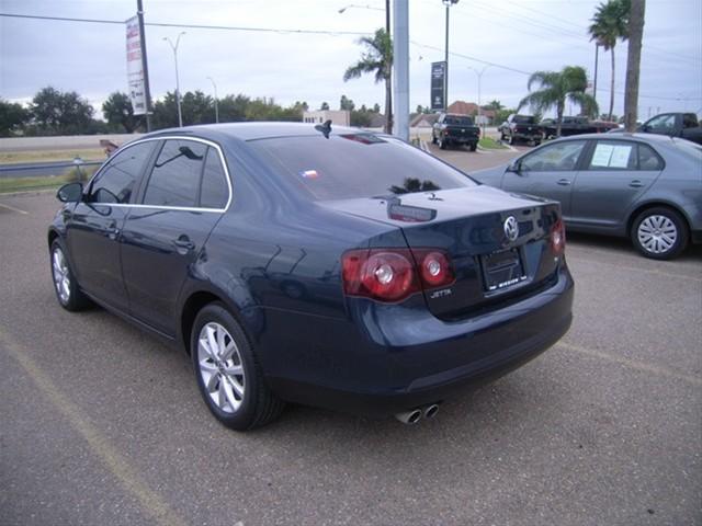 2010 Volkswagen Jetta Sport 4x4