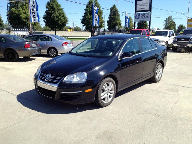 2010 Volkswagen Jetta CD With MP3