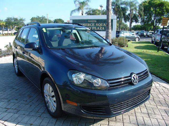 2010 Volkswagen Jetta AVEO LS