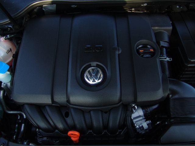 2010 Volkswagen Jetta AVEO LS