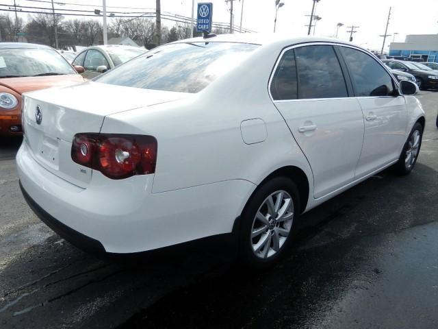 2010 Volkswagen Jetta Supercharged Notchback