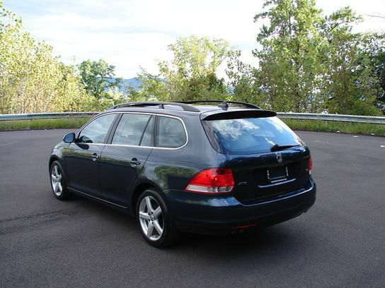 2010 Volkswagen Jetta CD With MP3