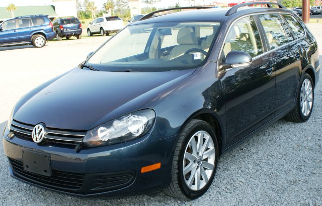 2010 Volkswagen Jetta CD With MP3