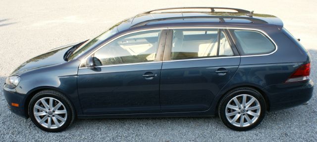 2010 Volkswagen Jetta CD With MP3