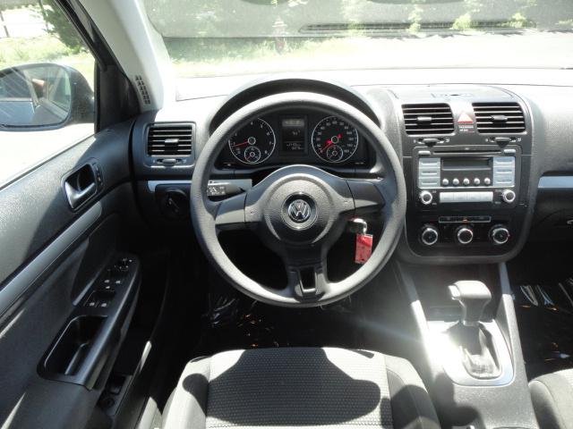 2010 Volkswagen Jetta XR