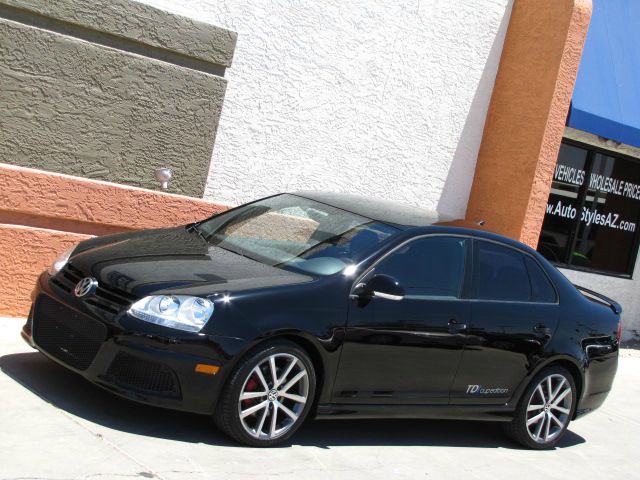 2010 Volkswagen Jetta 2dr Coupe Convertible Hardtop