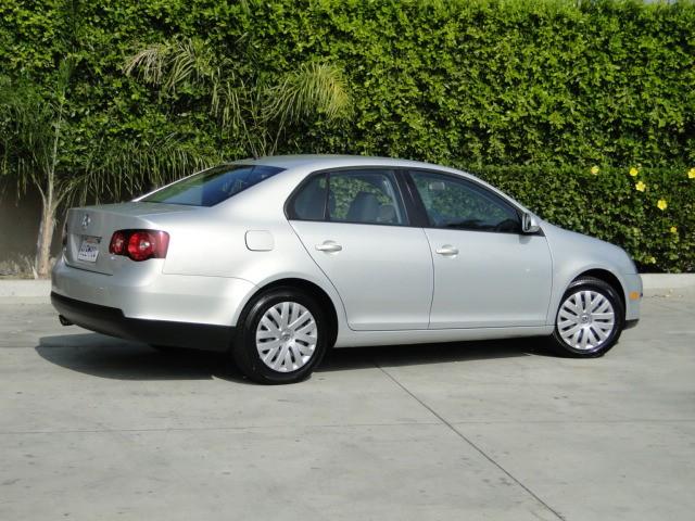 2010 Volkswagen Jetta Unknown