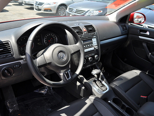 2010 Volkswagen Jetta XR