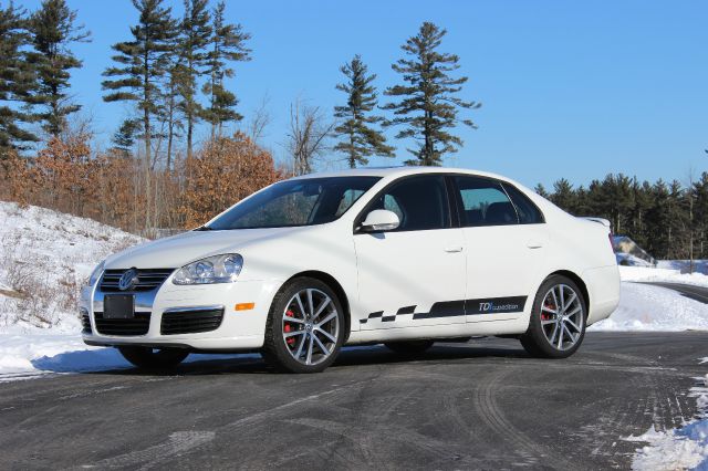 2010 Volkswagen Jetta 2dr Coupe Convertible Hardtop