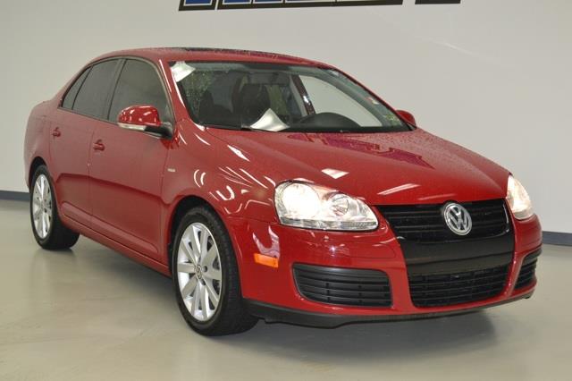 2010 Volkswagen Jetta 2WD 4dr XLT