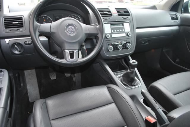 2010 Volkswagen Jetta SLT 25