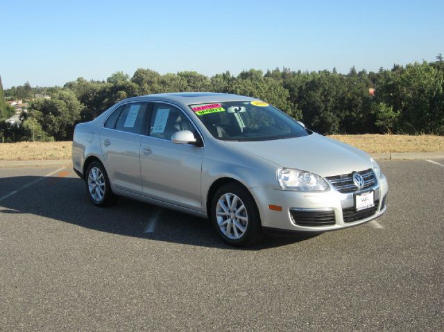 2010 Volkswagen Jetta Supercharged Notchback