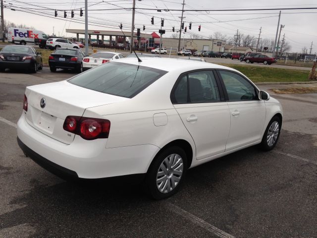 2010 Volkswagen Jetta Unknown