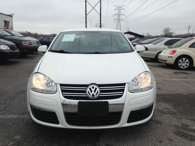 2010 Volkswagen Jetta Unknown