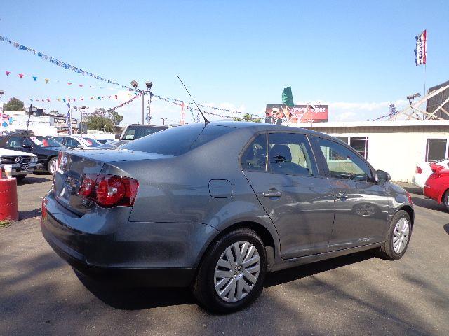 2010 Volkswagen Jetta Supercharged Notchback