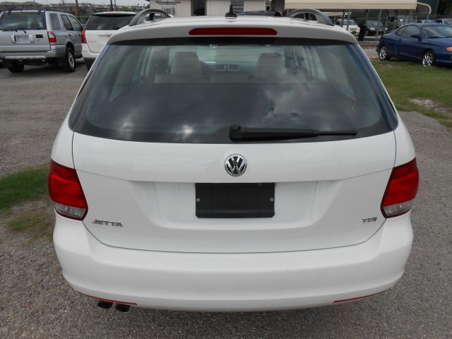 2010 Volkswagen Jetta CD With MP3