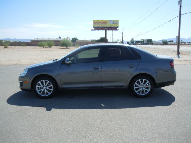 2010 Volkswagen Jetta Sedan V/6