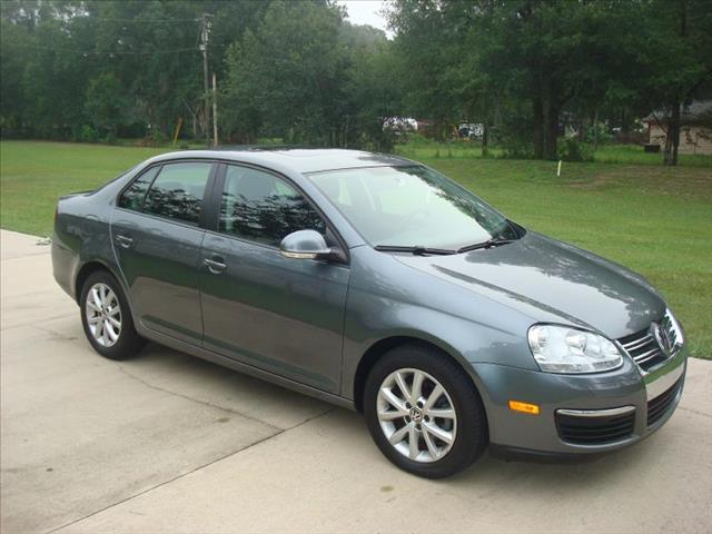 2010 Volkswagen Jetta SLT 25