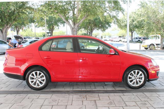 2010 Volkswagen Jetta SLT 25