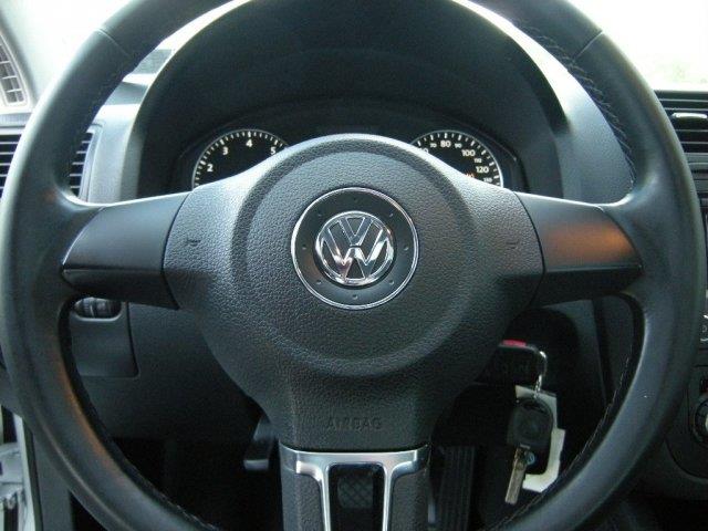 2010 Volkswagen Jetta 2WD 4dr XLT