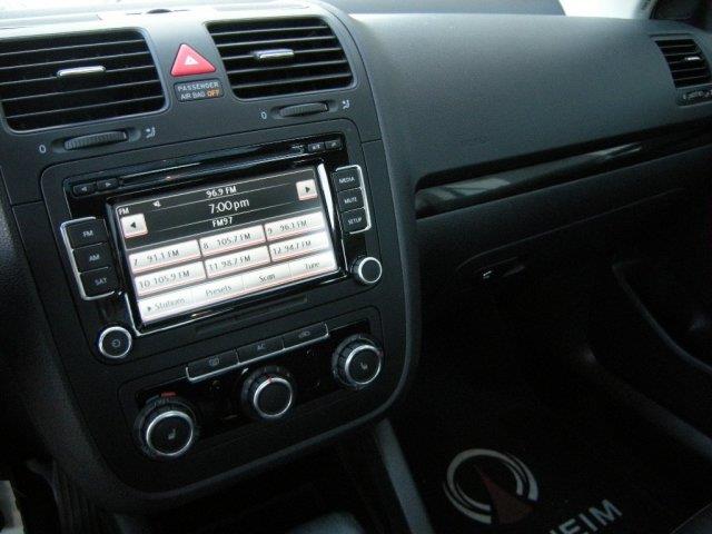 2010 Volkswagen Jetta 2WD 4dr XLT