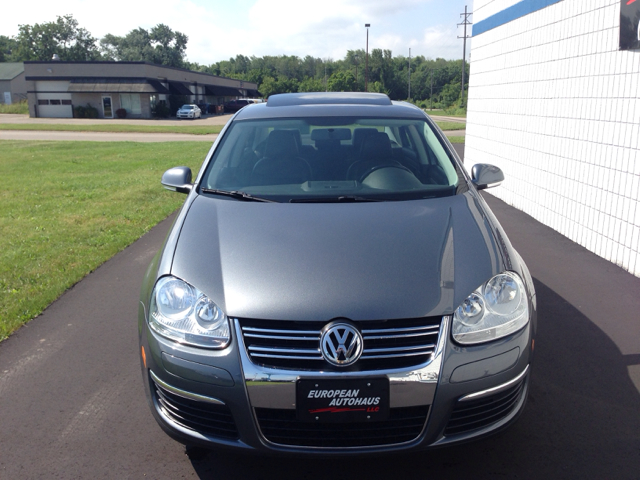 2010 Volkswagen Jetta Supercharged Notchback