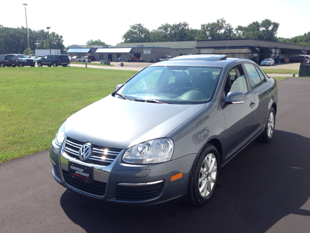 2010 Volkswagen Jetta Supercharged Notchback