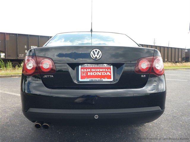 2010 Volkswagen Jetta AVEO LS