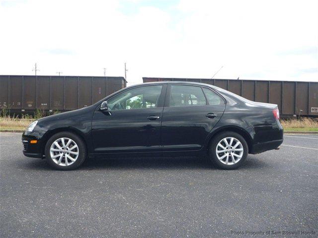 2010 Volkswagen Jetta AVEO LS