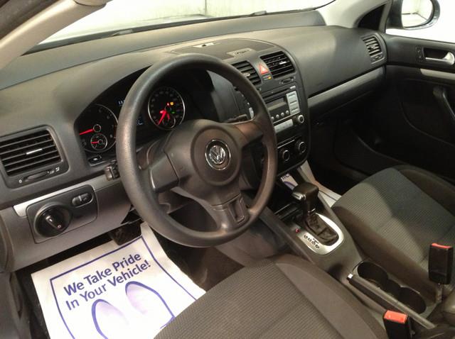 2010 Volkswagen Jetta Limited Edition 4x4