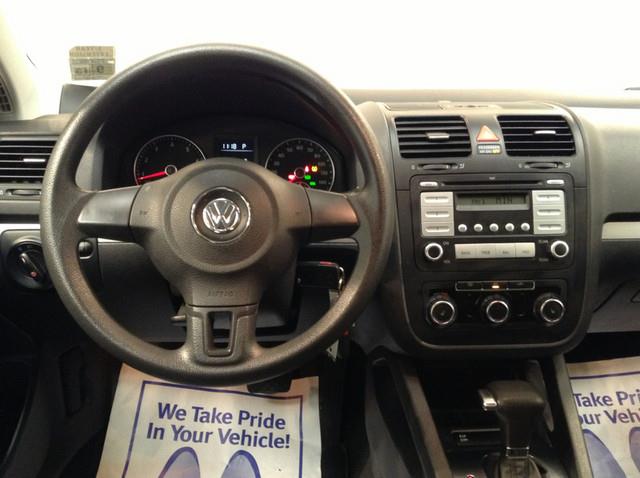 2010 Volkswagen Jetta Limited Edition 4x4