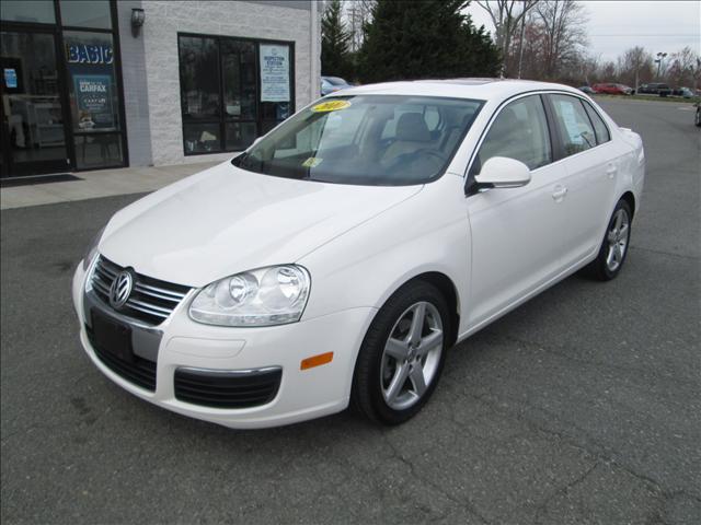 2010 Volkswagen Jetta CD With MP3