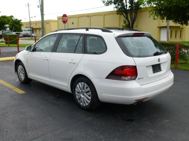 2010 Volkswagen Jetta 14 Box MPR