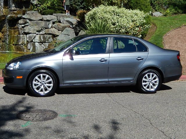 2010 Volkswagen Jetta Supercharged Notchback