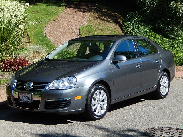 2010 Volkswagen Jetta Supercharged Notchback