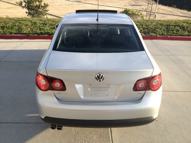 2010 Volkswagen Jetta 128i Premium PKG CPE Coupe