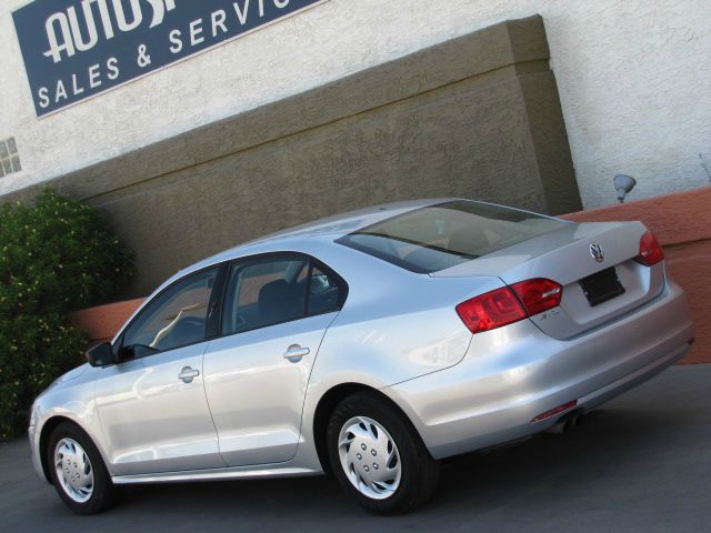 2011 Volkswagen Jetta XR