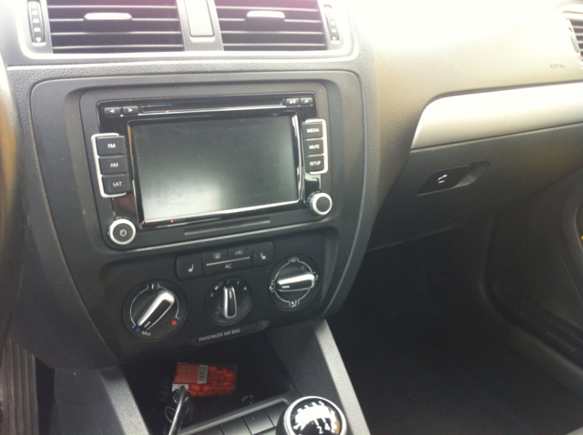 2011 Volkswagen Jetta CD With MP3