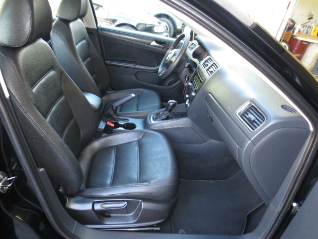 2011 Volkswagen Jetta Xeking Cab