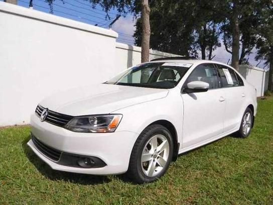 2011 Volkswagen Jetta 325i Navigation