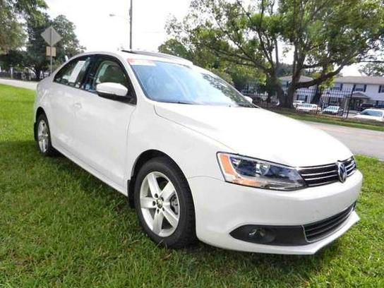 2011 Volkswagen Jetta 325i Navigation