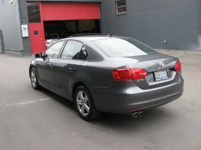 2011 Volkswagen Jetta CD With MP3