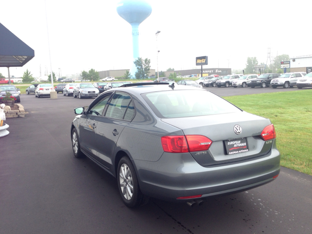 2011 Volkswagen Jetta Supercharged Notchback