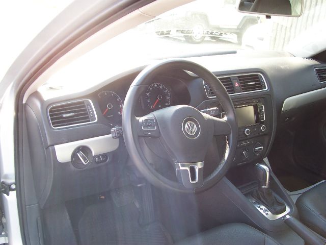 2011 Volkswagen Jetta Sedan V/6